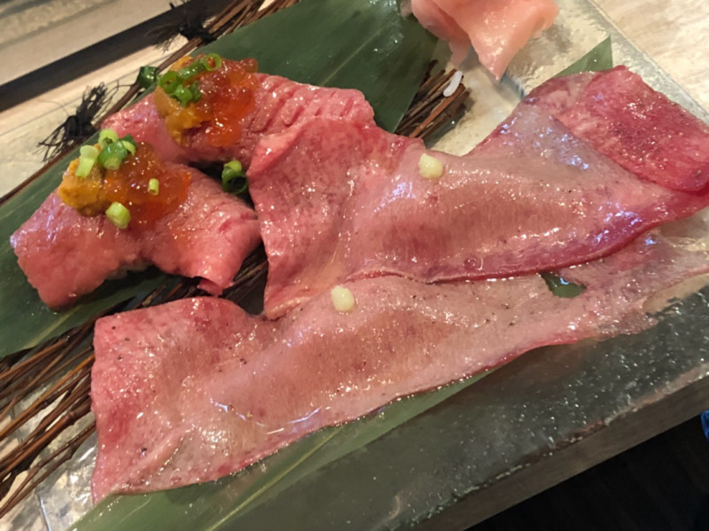 グルメ | 肉寿司 | 高品質で安いネイルサロンABCネイル 北千住店